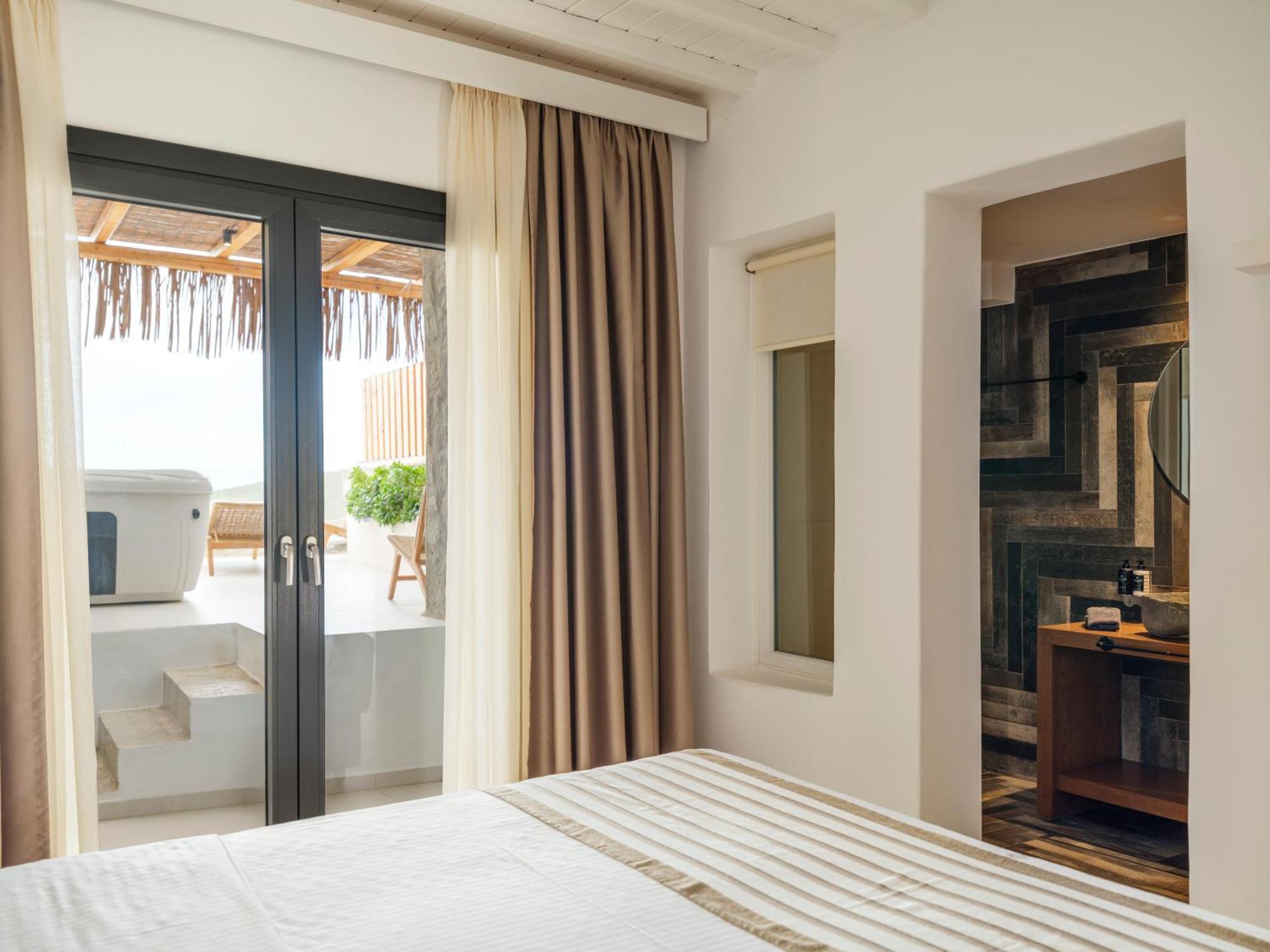 Bay Boutique Hotel Ftelia (Mykonos)